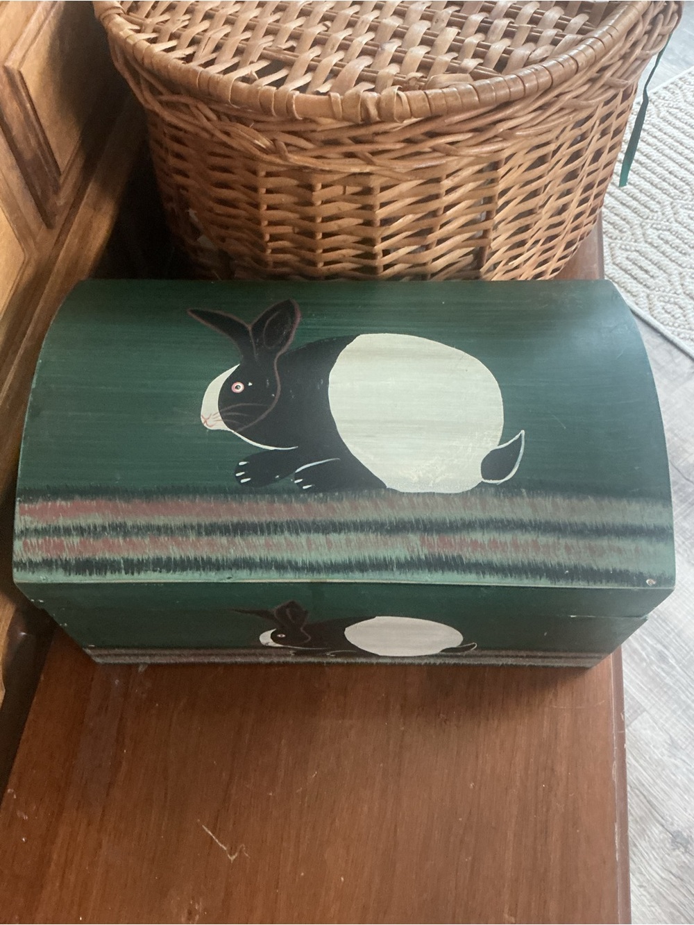 Vintage Warren Kimble Wooden Box Folk Art Green Trunk Bunny Rabbit Keepsake 12